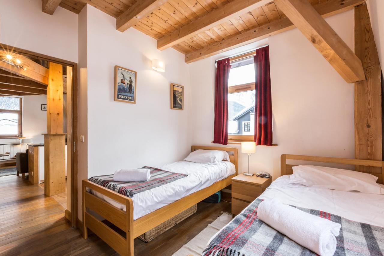 2 - Charming 2 Bedroom Haven In Appartement